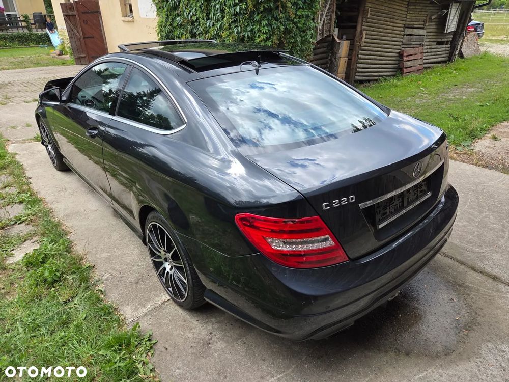 Mercedes-Benz Klasa C 220 CDI DPF (BlueEFFICIENCY) 7G-TRONIC - 7