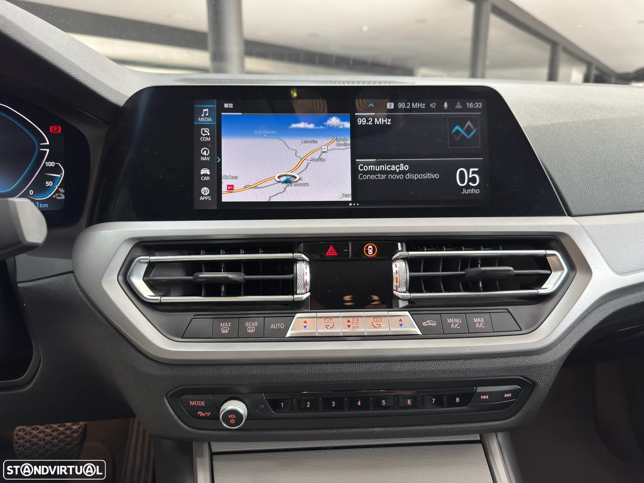 BMW 330 e Pack M Auto - 29