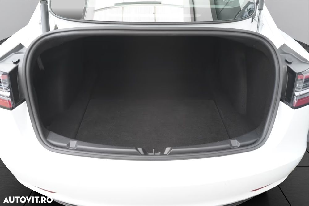 Tesla Model 3 Long Range AWD Premium - 8
