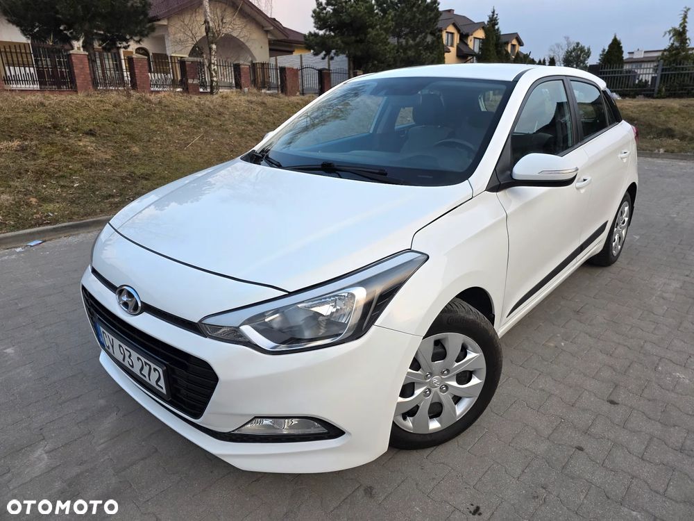 Hyundai i20 - 19