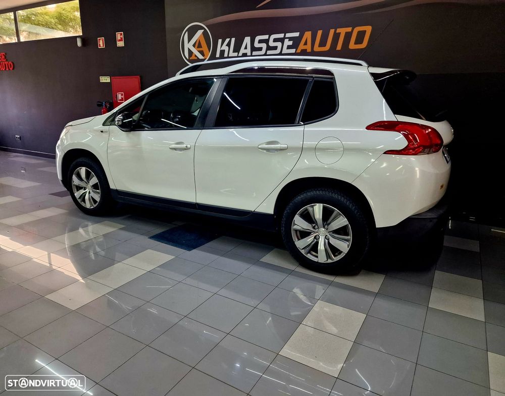 Peugeot 2008 PureTech 82 Style - 4