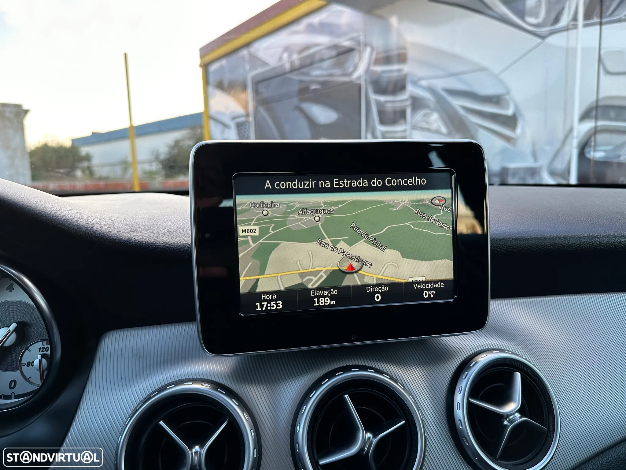 Mercedes-Benz GLA 180 d Urban - 5