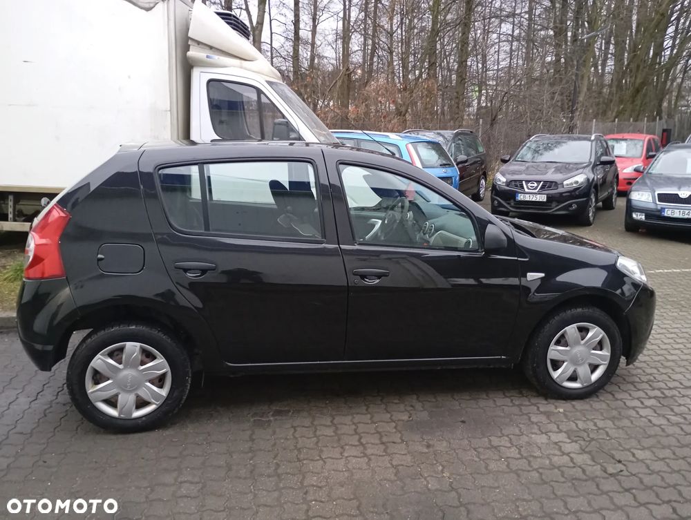 Dacia Sandero 1.2 16V 75 Live II - 24
