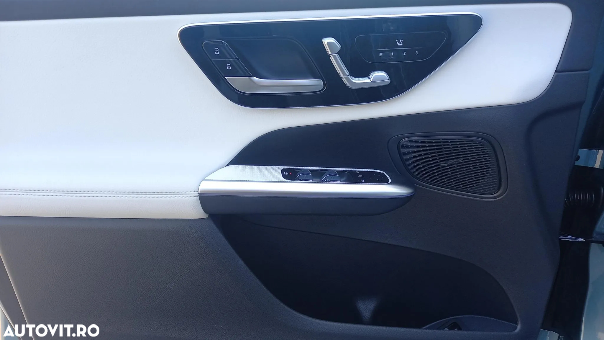 Mercedes-Benz GLC Coupe 300 e 4Matic 9G-TRONIC Edition AMG Line - 23