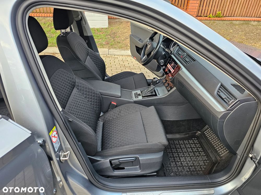 Skoda Superb 2.0 TDI SCR Style DSG - 12