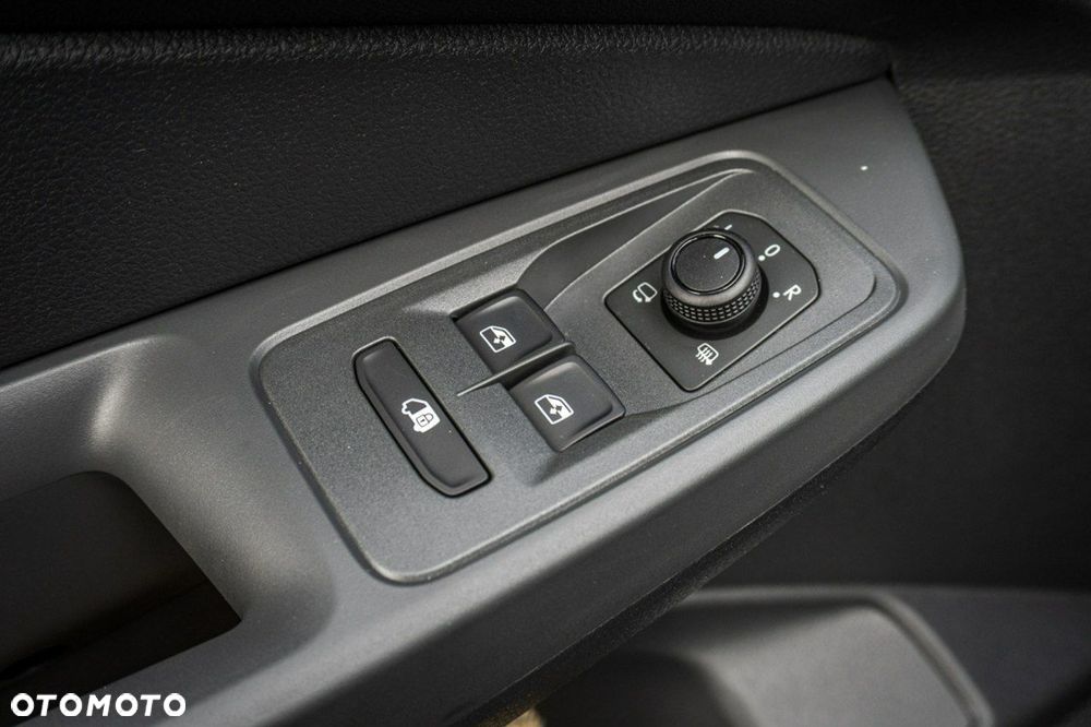 Volkswagen Caddy - 23