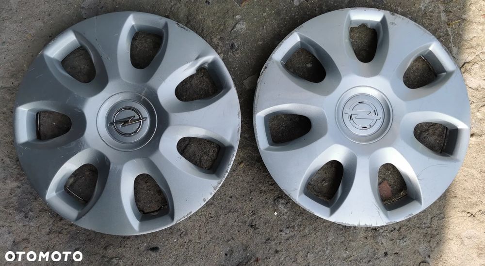 Opel Corsa Combo Kołpaki 15" 2 szt