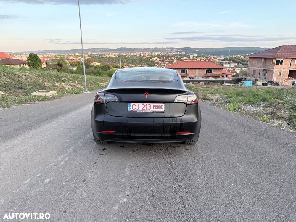 Tesla Model 3 Langstreckenbatterie Allradantrieb Dual Motor - 18