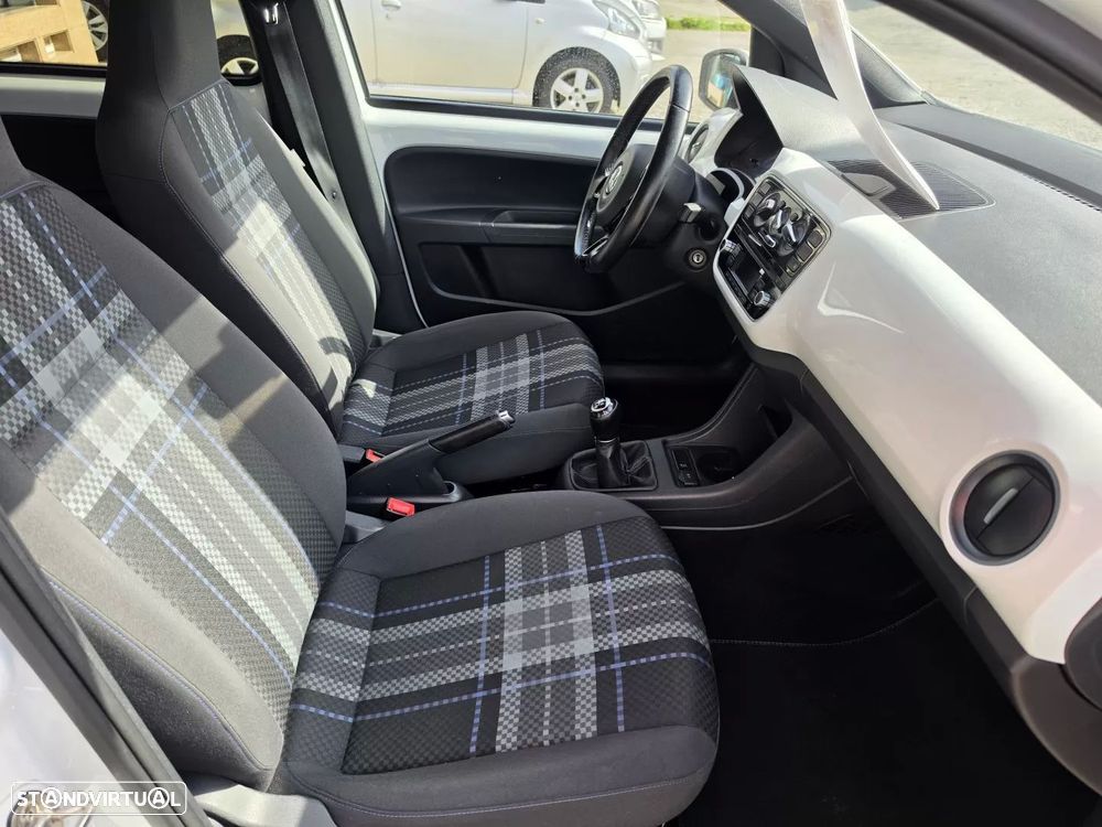 VW Up! 1.0 High - 7