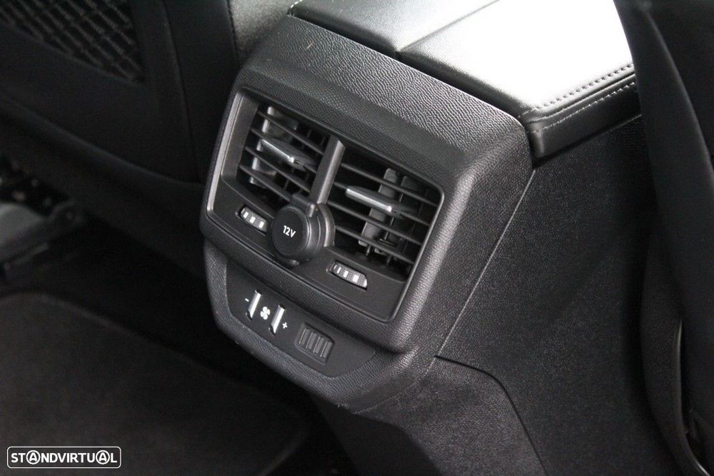 Peugeot 5008 1.2 PureTech Allure Pack EAT8 - 13