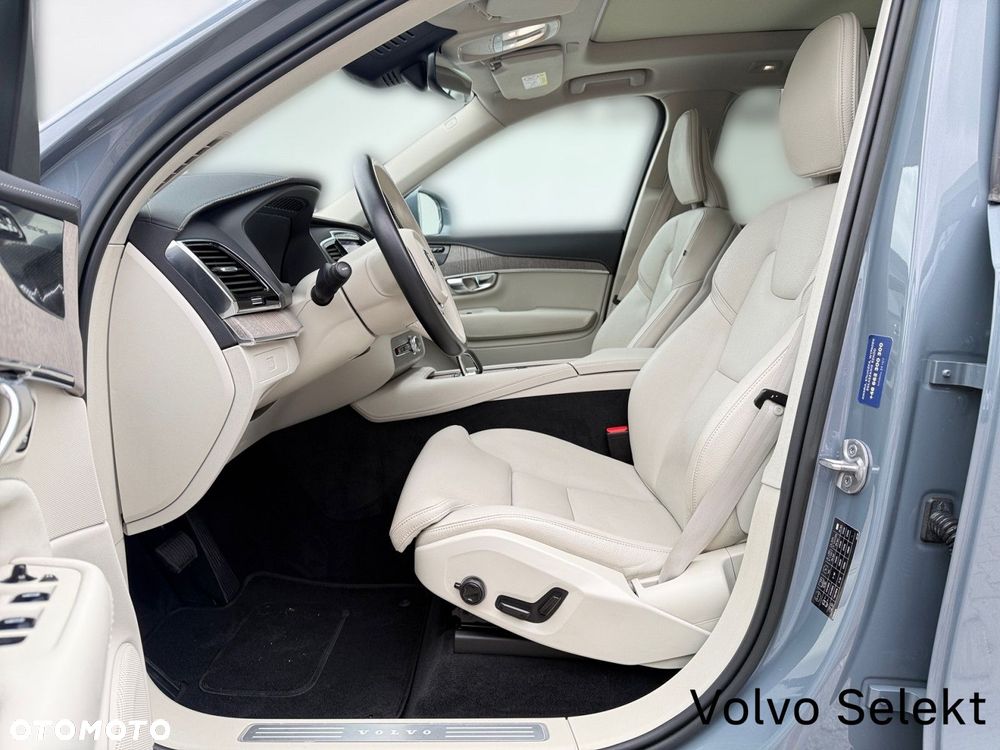 Volvo XC 90 - 13