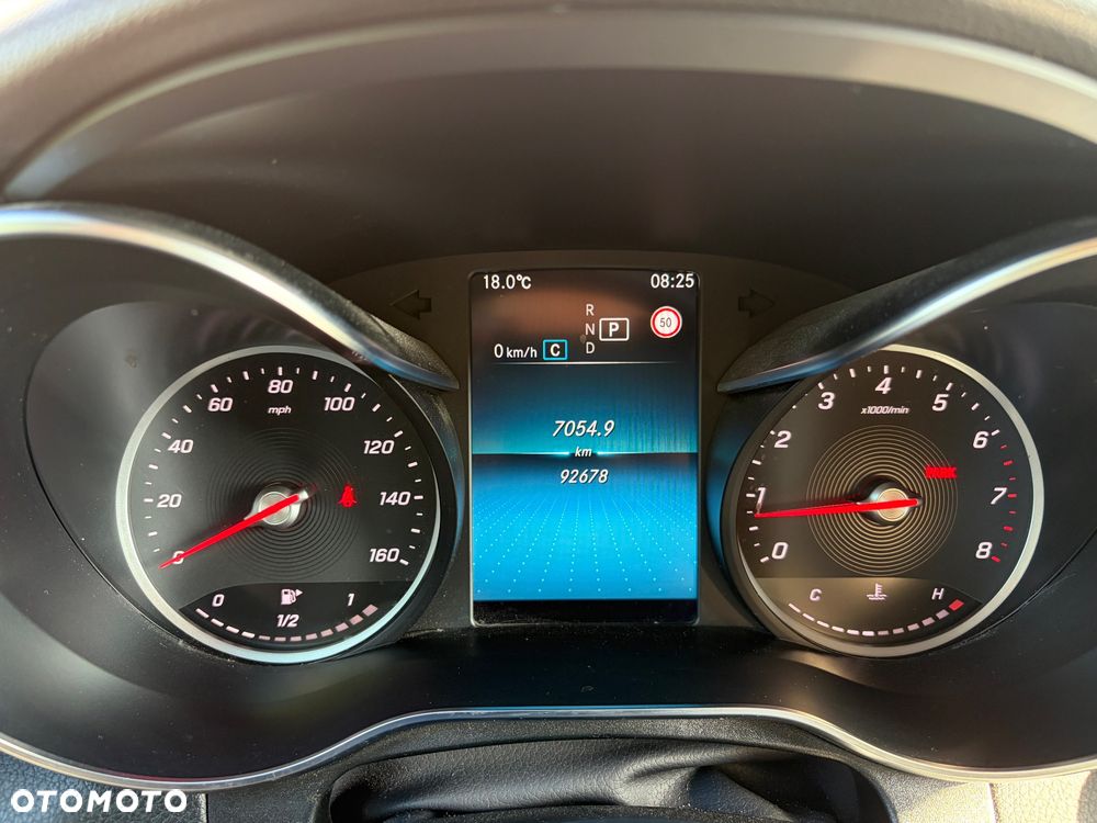 Mercedes-Benz GLC - 26
