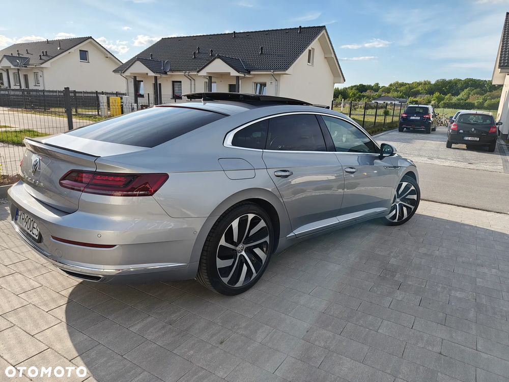 Volkswagen Arteon 2.0 TDI SCR R-Line DSG - 9