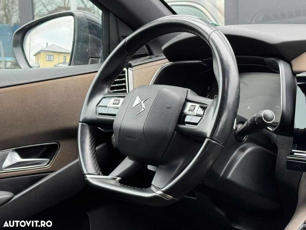 DS Automobiles DS 7 Crossback - 10