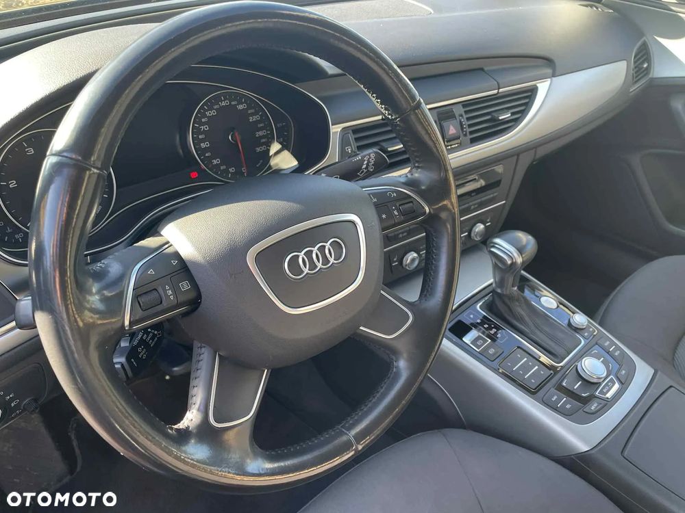Audi A6 Avant 2.0 TDI Ultra S tronic - 10