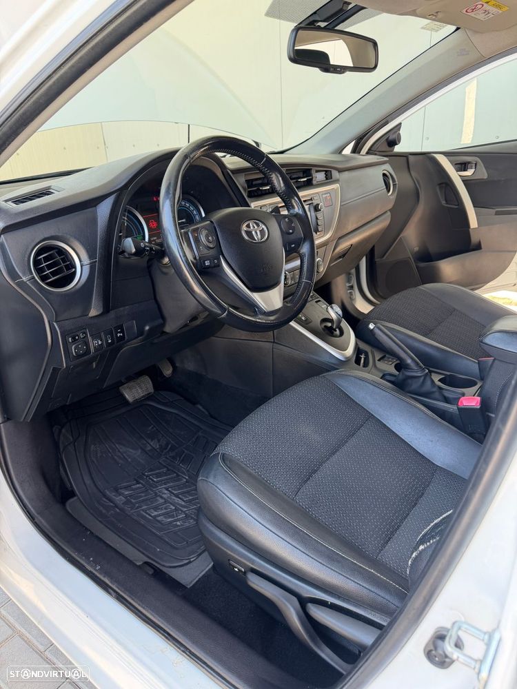 Toyota Auris - 21
