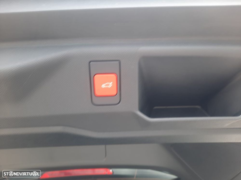 Peugeot E-5008 97 kWh Long Range GT - 9