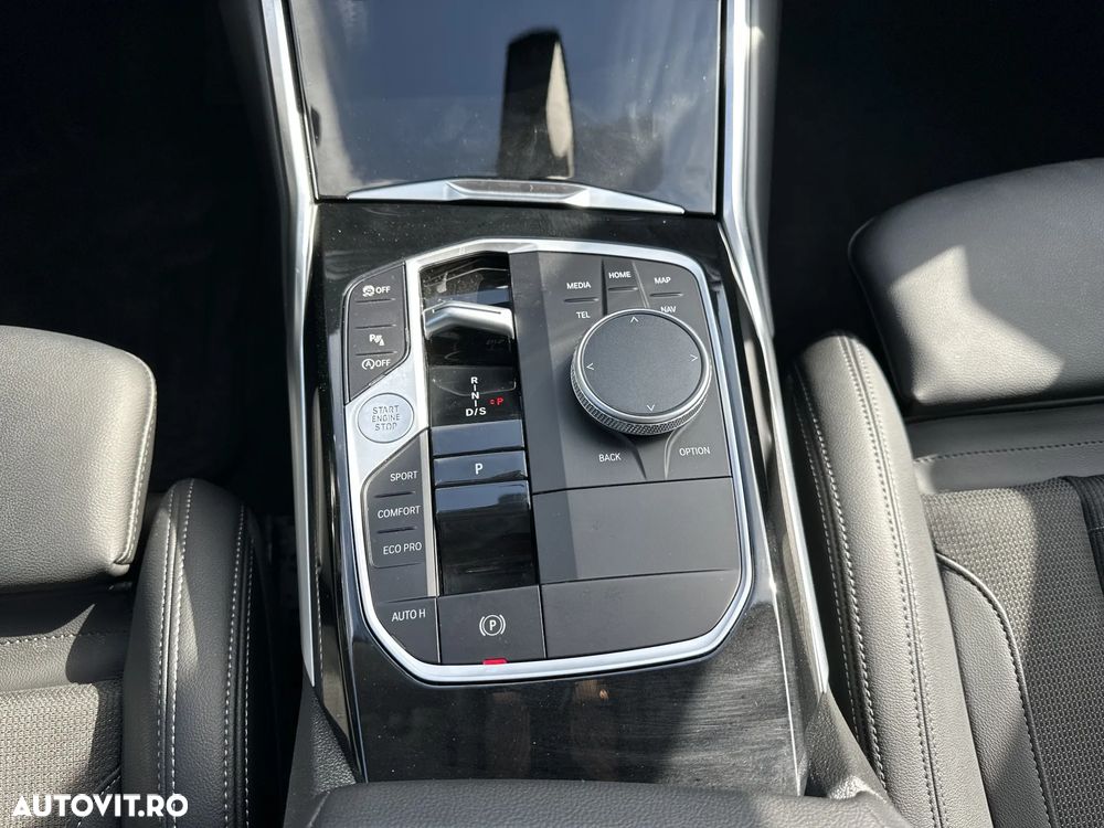 BMW Seria 3 320i xDrive AT - 18