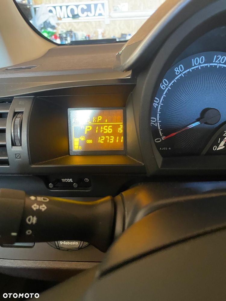 Toyota iQ 1.0 Multidrive + - 9