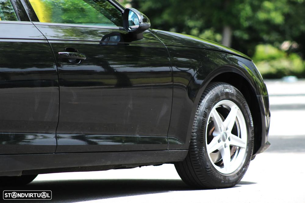 Audi A4 Avant 2.0 TDI Advance S tronic - 13