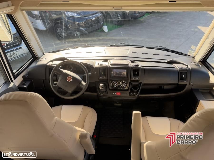 Rapido Serie 8F 880F cama central e basculante - 27