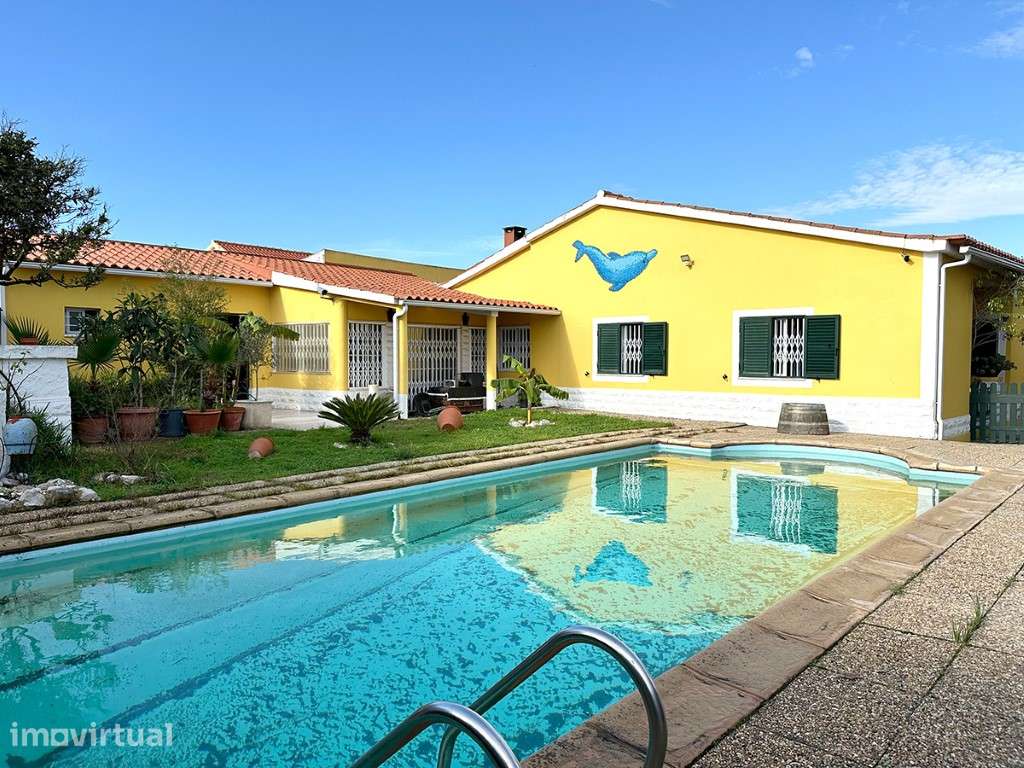 Excelente Moradia a Venda em Azeitao com Piscina, Anexo e Lote de 9... - Grande imagem: 2/33