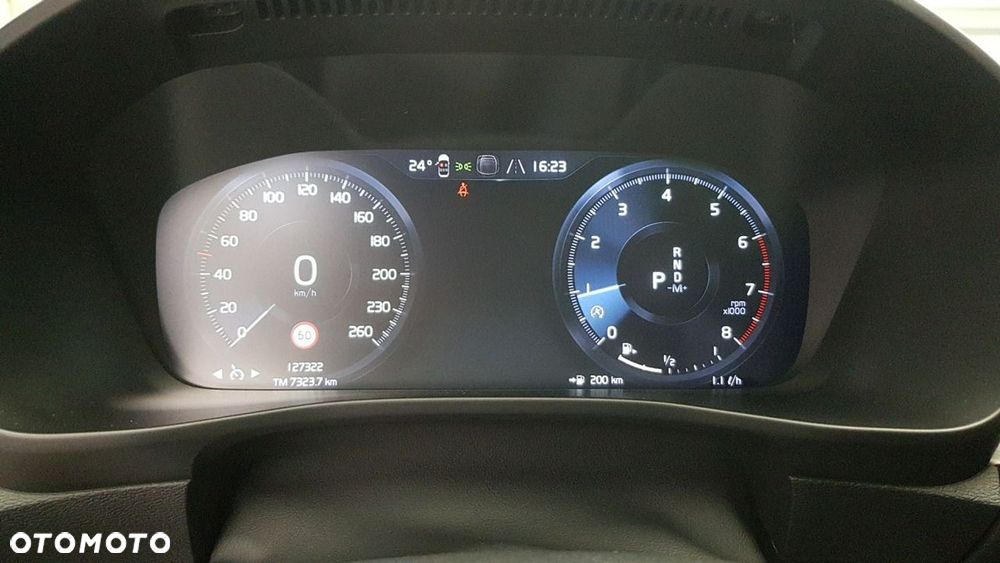 Volvo XC 40 - 20