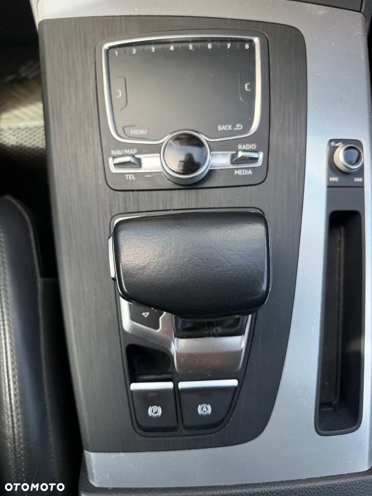 Audi Q5 40 TDI Quattro S tronic design - 23