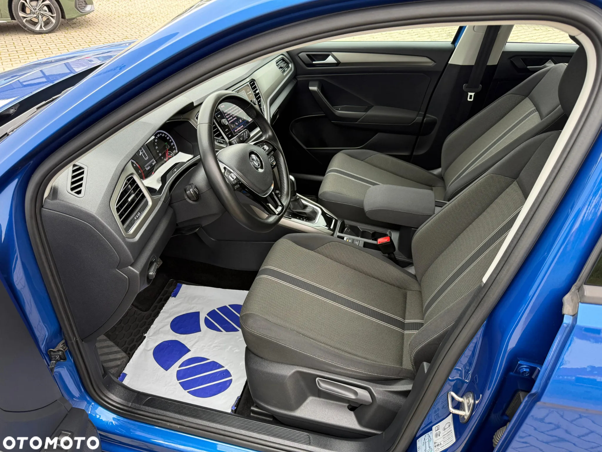 Volkswagen T-Roc 1.5 TSI ACT Advance DSG - 11
