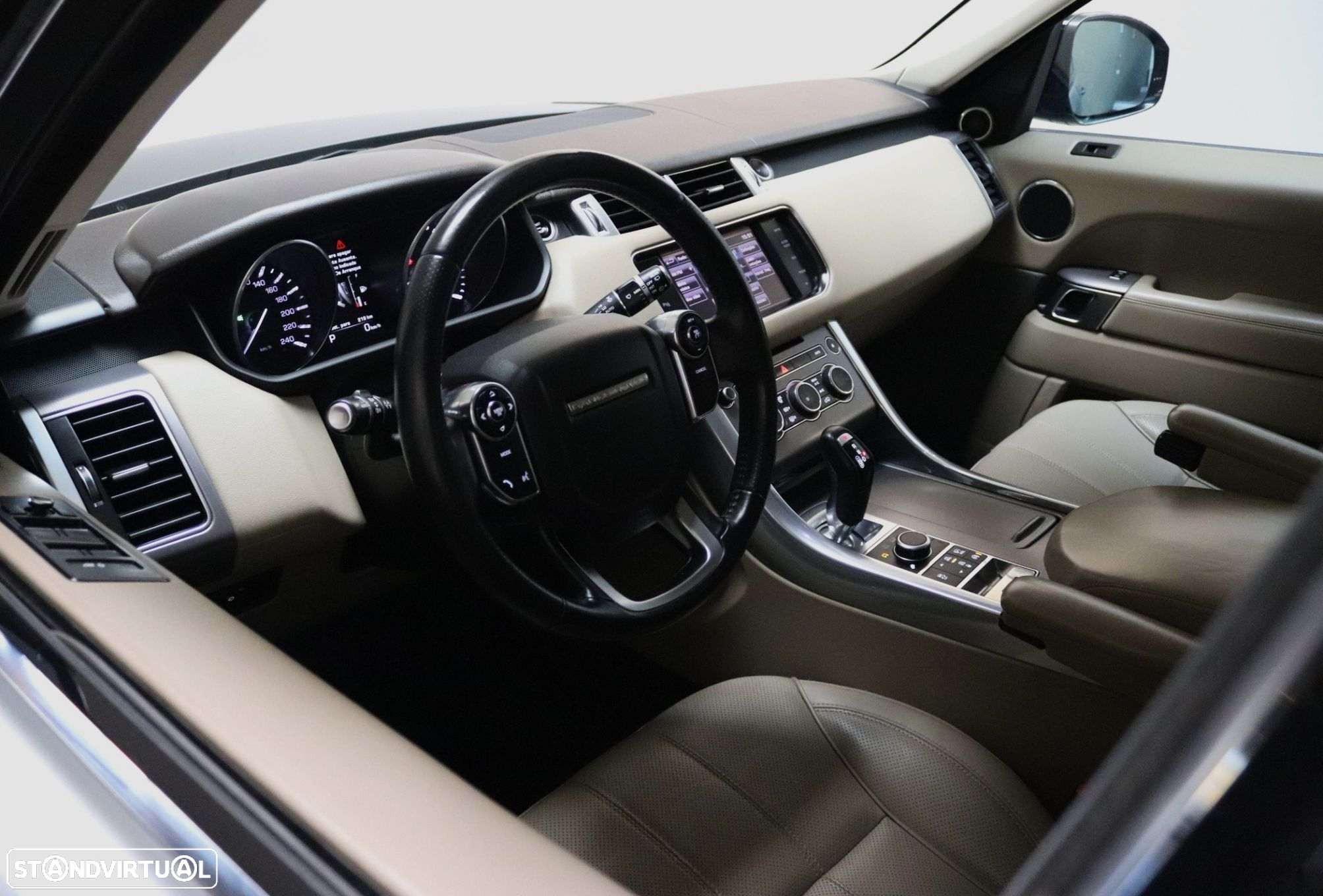 Land Rover Range Rover Sport 3.0 TDV6 HSE - 4