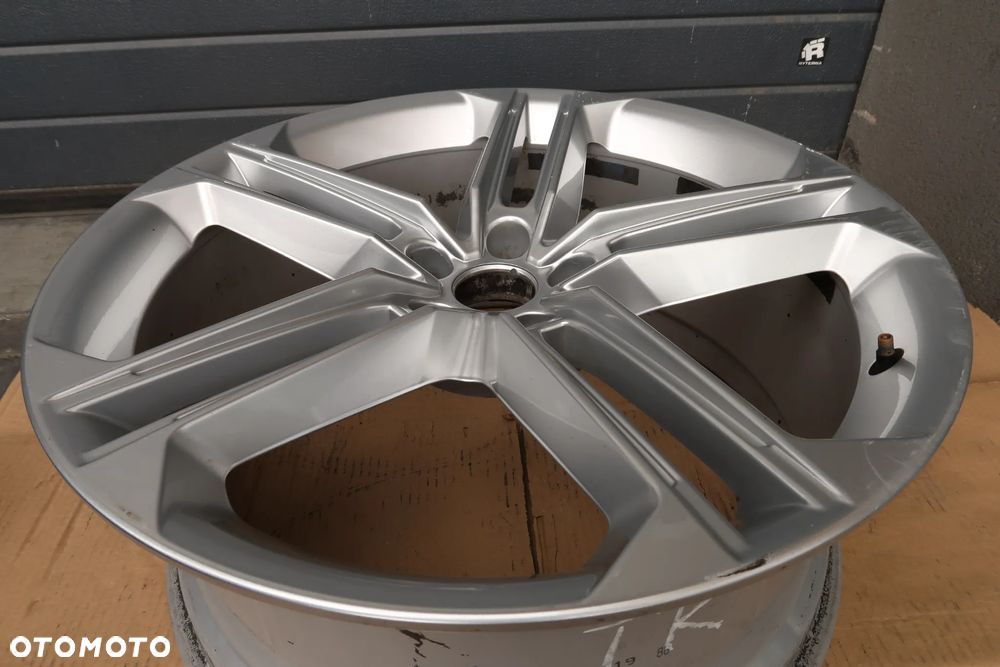 C32/C33 FELGA ALUMINIOWA AUDI A8 S8 4N0601025F 9X21ET37 - 3