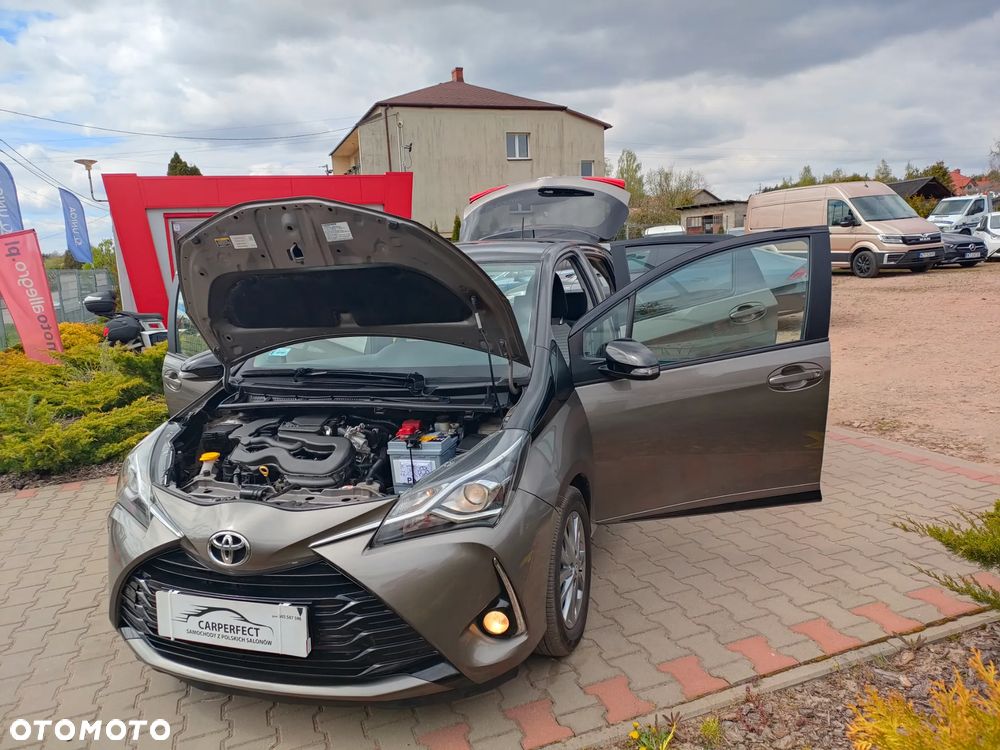 Toyota Yaris 1.0 Premium - 30