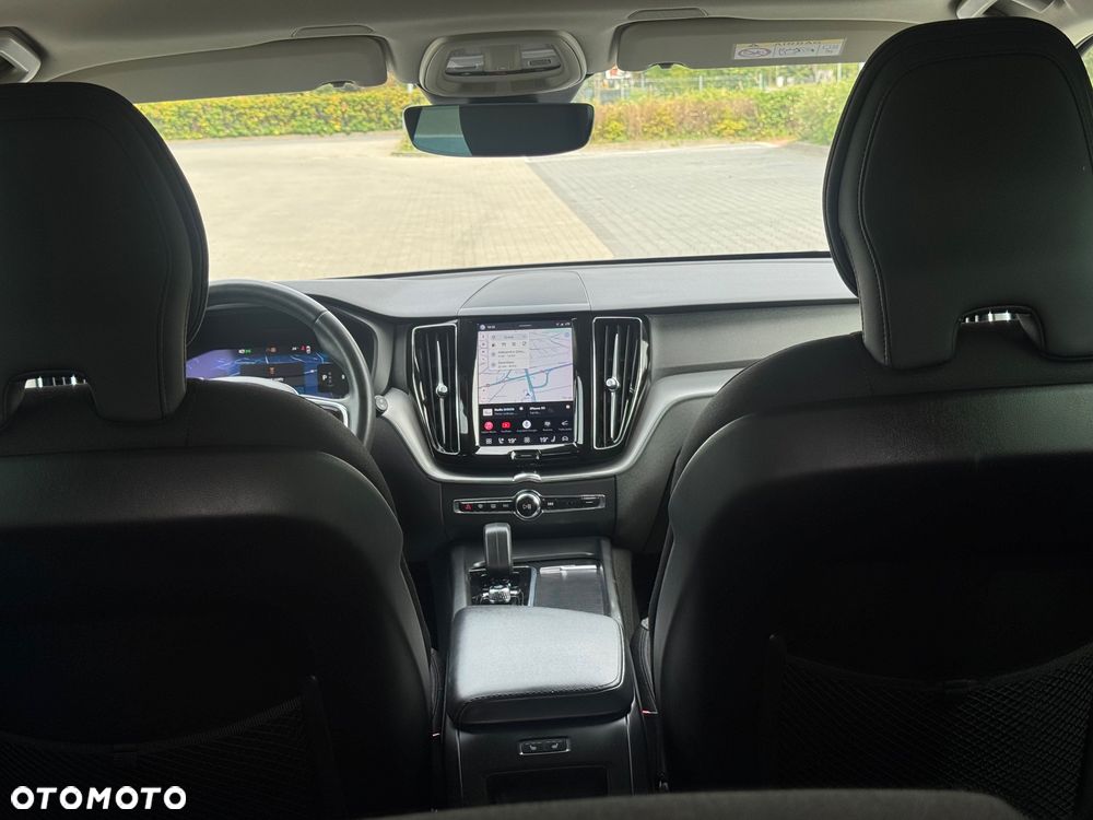 Volvo XC 60 B4 B Essential - 30