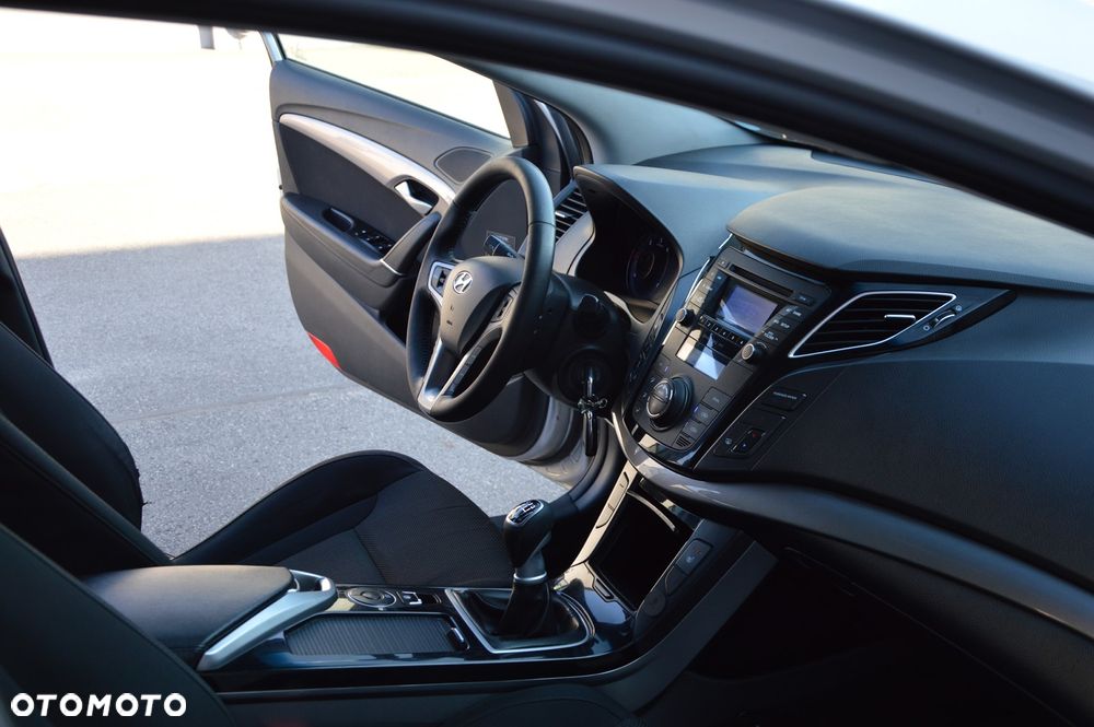 Hyundai i40 - 32