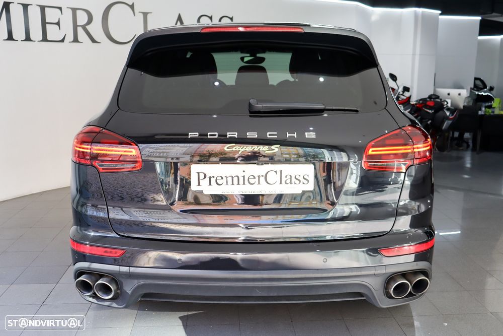 Porsche Cayenne - 47