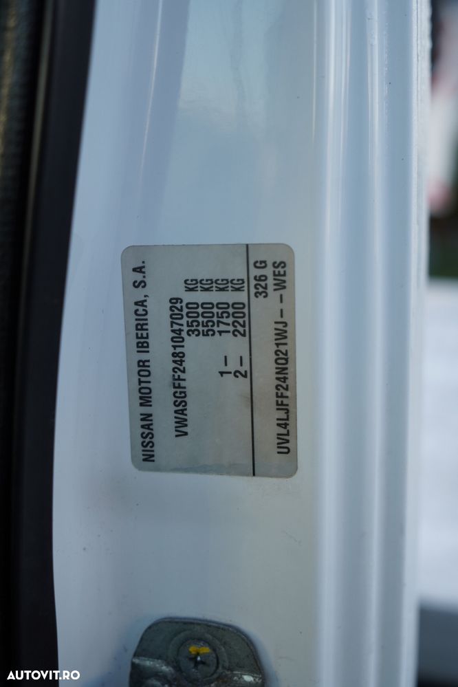 Nissan CABSTAR / ELEVATOR DE 20 DE METRI / GSR E200TE4 / DUBLU / CAPACITATE DE RIDICARE - 200 kg / 4 STABILIZATOARE / - 38