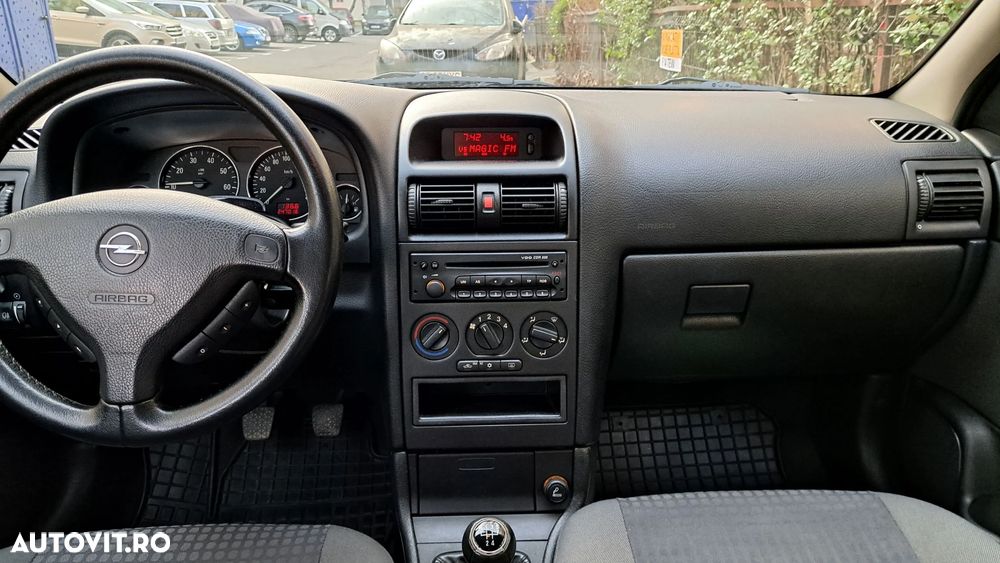 Opel Astra 1.6 - 3