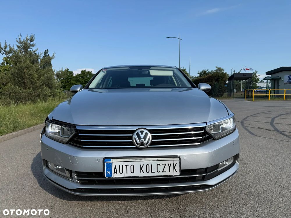 Volkswagen Passat - 8