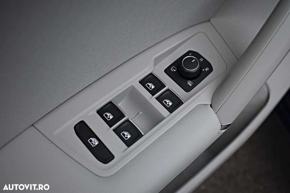 Volkswagen Tiguan 2.0 TDI SCR 4MOTION (BlueMotion Techn.) DSG Comfortline - 17