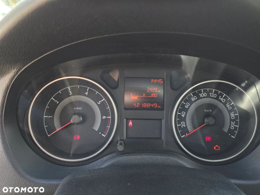 Peugeot 301 1.6 HDi Active - 11