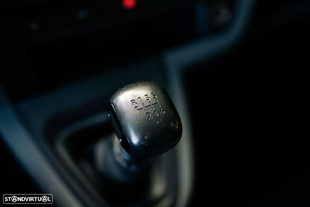 Peugeot Expert L2H1 FlexCab Grip - 14