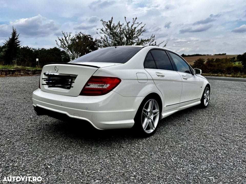 Mercedes-Benz C 250 CDI 4-Matic BlueEFFICIENCY - 11