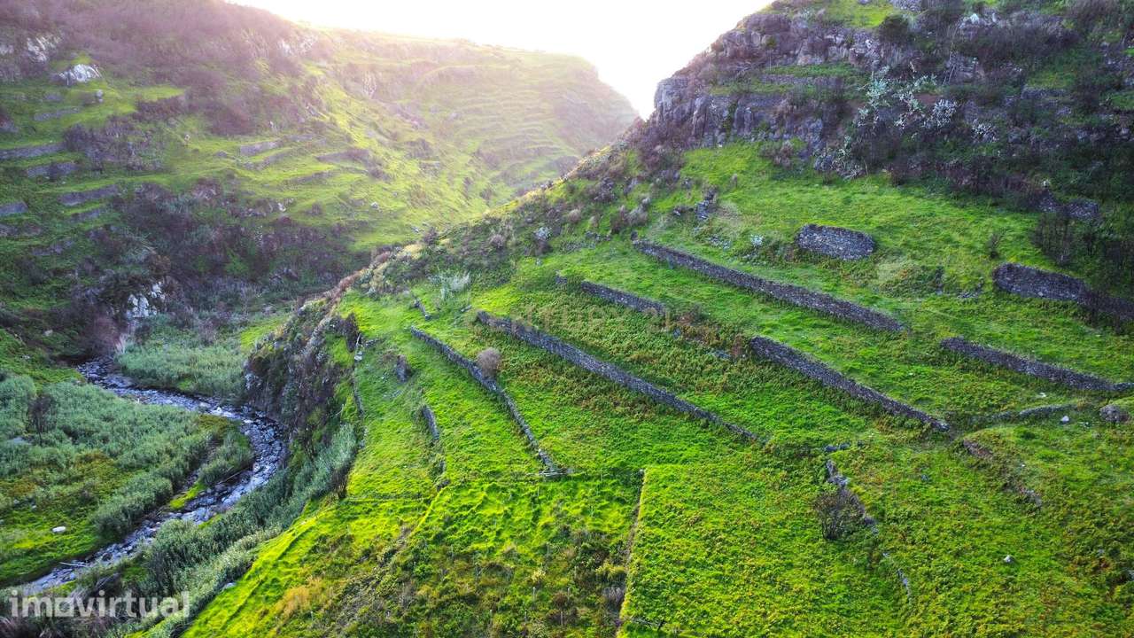 Terreno Urbano à Venda em Ponta do Pargo, Calheta - Grande imagem: 2/10