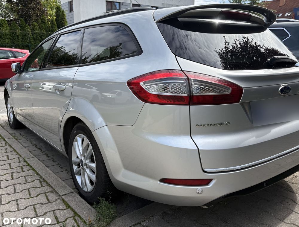 Ford Mondeo 1.6 T Platinium X Plus (Titanium) - 10