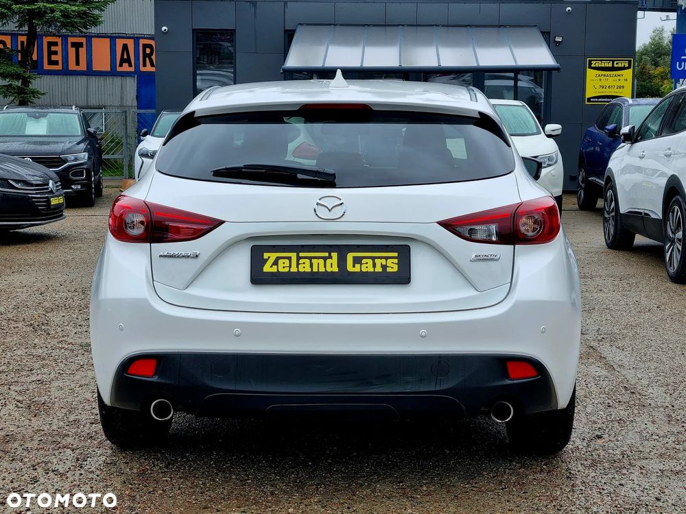 Mazda 3 - 6