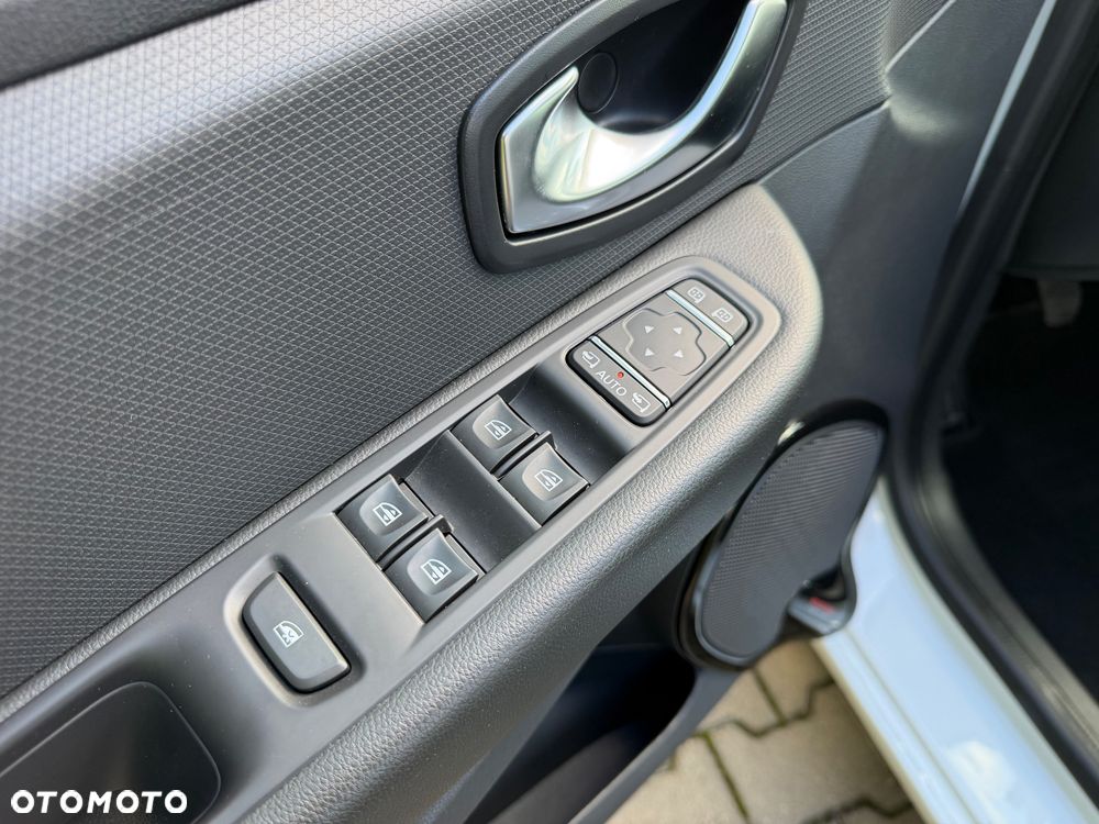Renault Clio (Energy) TCe 90 Bose Edition - 32