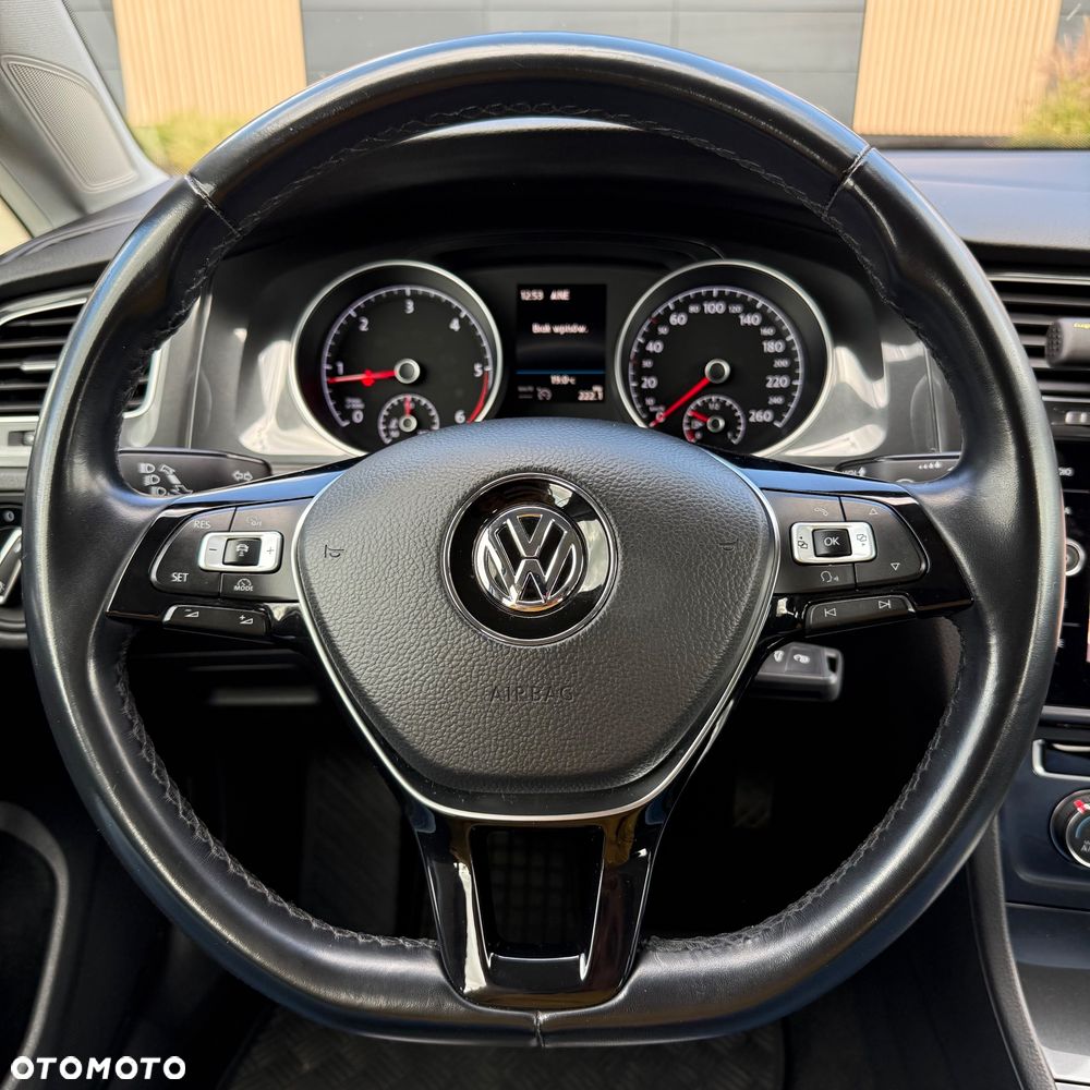 Volkswagen Golf 2.0 TDI BMT Comfortline - 17