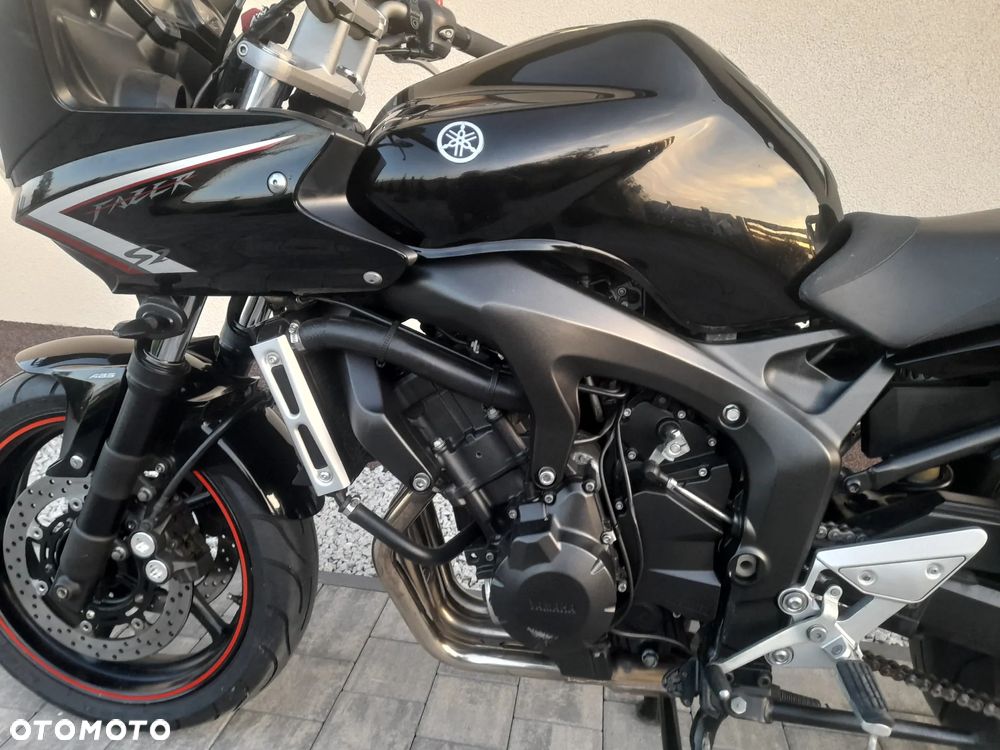 Yamaha FZ6 - 24