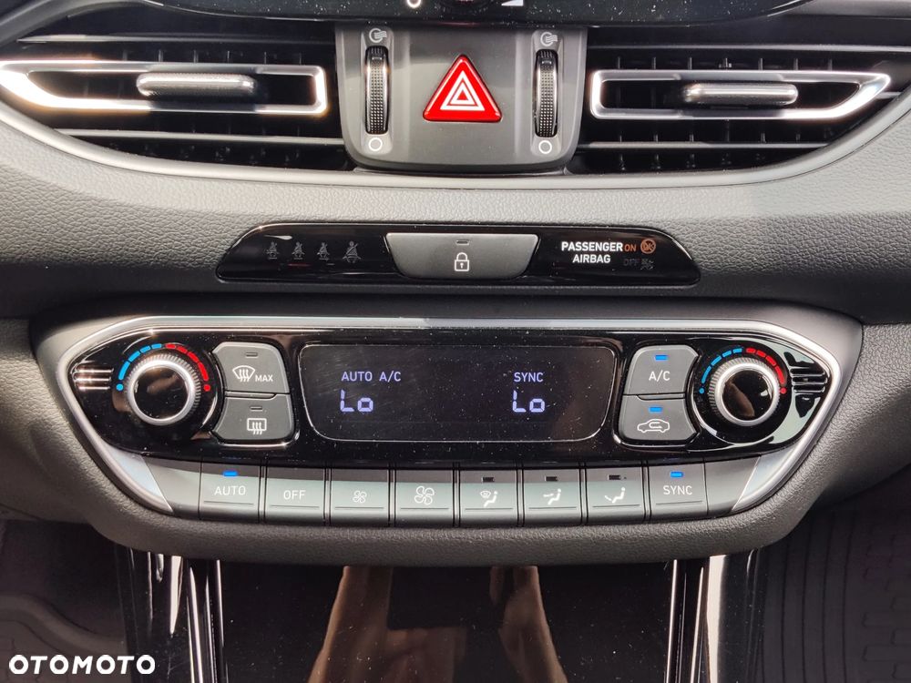 Hyundai i30 1.0 T-GDI Smart - 13