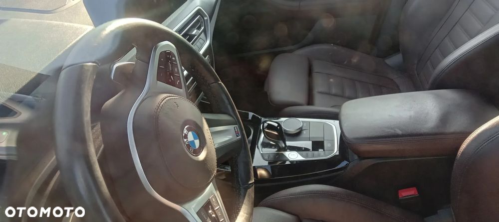 BMW X3 xDrive20d - 8